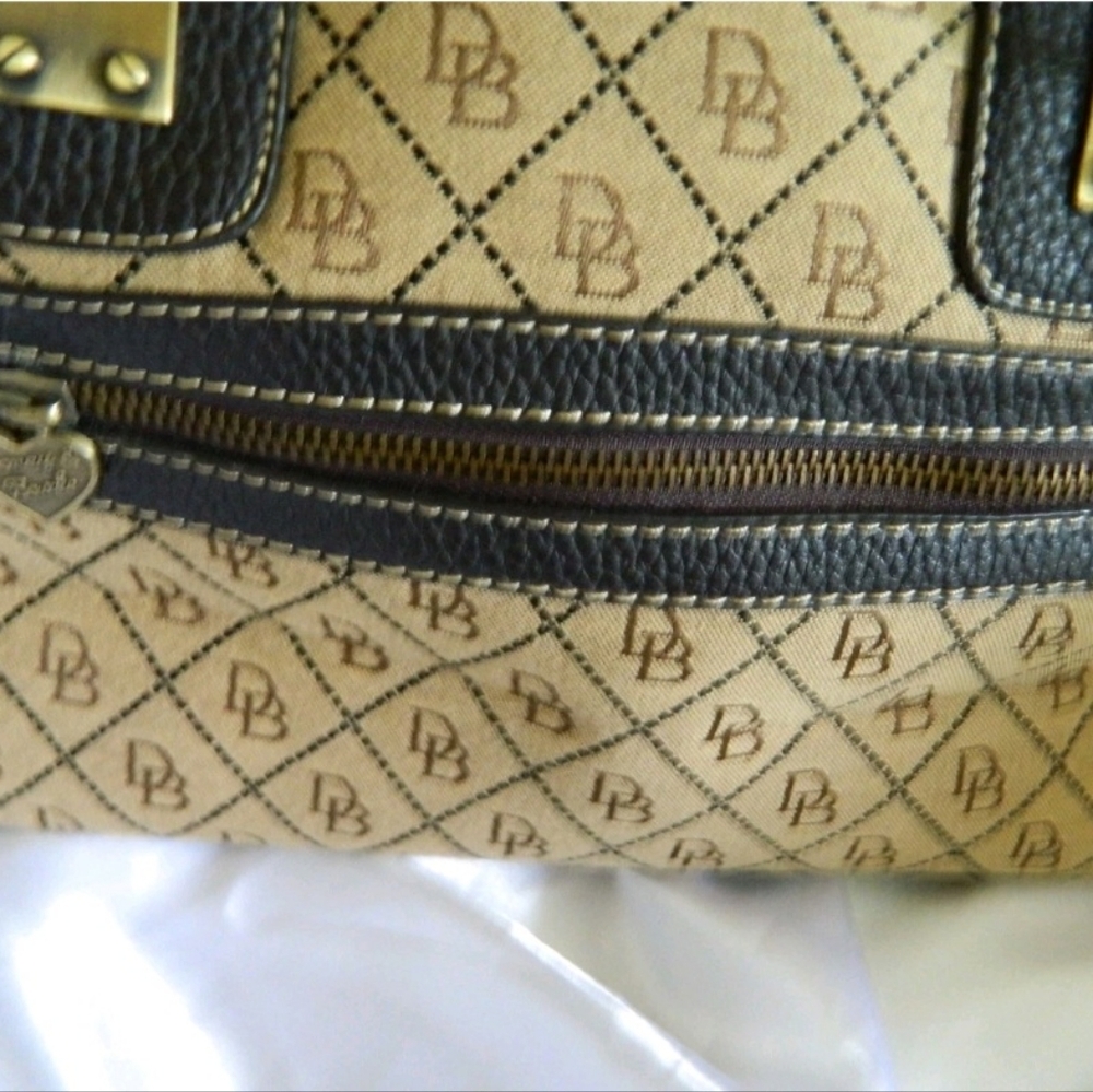 Dooney And Bourke Logo Canvas Shoulder Bag - Picture 4 of 11